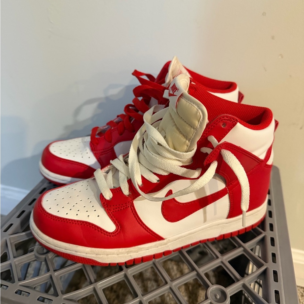 Nike Dunk High Championship - Red and White